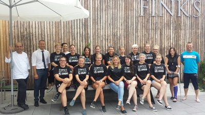 2016-17 Damenmannschaft bei Haberl